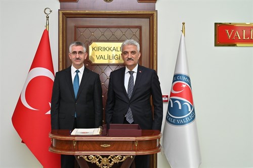 Millî Eğitim Bakan Yardımcımız Sayın Nazif Yılmaz, Valimiz Sayın Mehmet Makas’ı Ziyaret Etti.