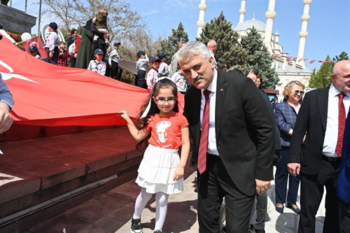 23 Nisan Ulusal Egemenlik ve Çocuk Bayramı
